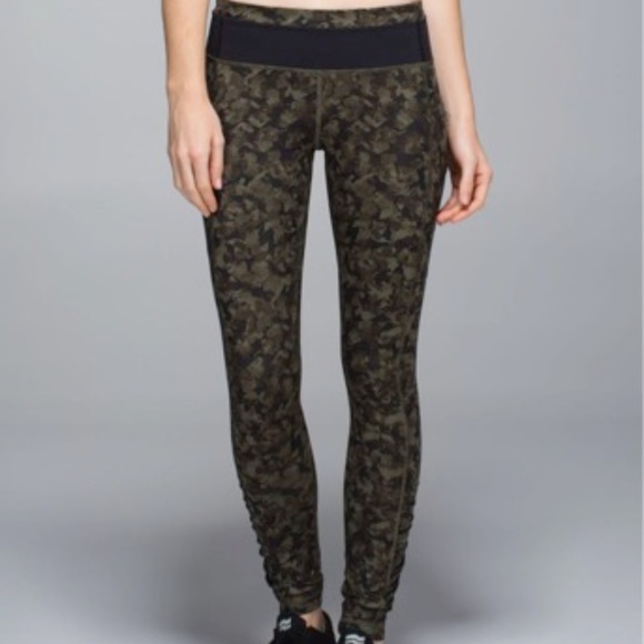 Lululemon Speed Tight III Mystic Jungle Fa… - Picture 1 of 2